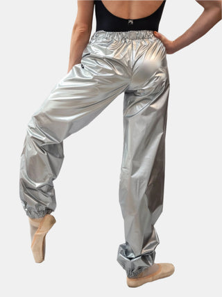 Laminate Silver Warm-up Dance Trash Bag Pants MP5003 for Women and Men by Atelier della Danza MP