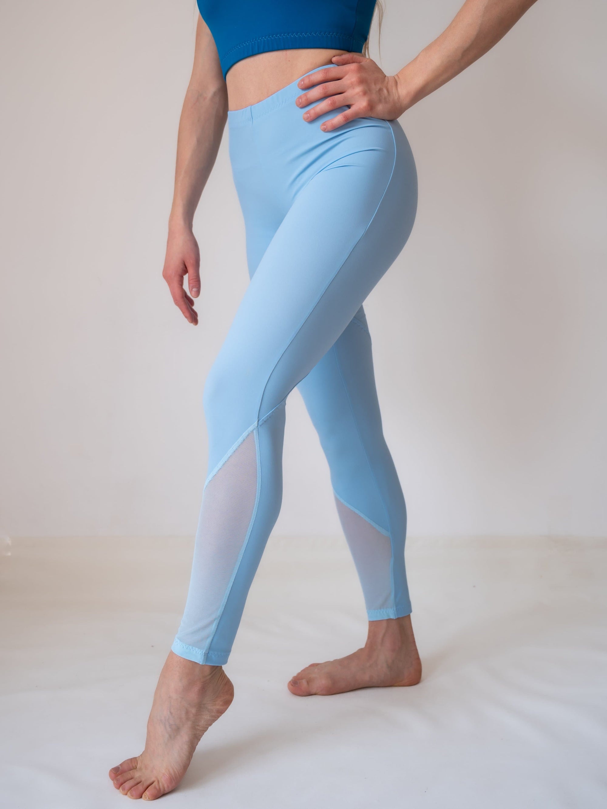 Victoria Sport light blue mesh criss cross athletic workout leggings pockets  S